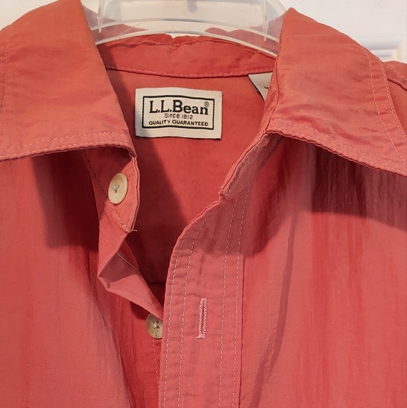 LL Bean Mens Nylon Polyester Orange Short Sleeve Button Up Camp Shirt Med OVU10 - Picture 4 of 12